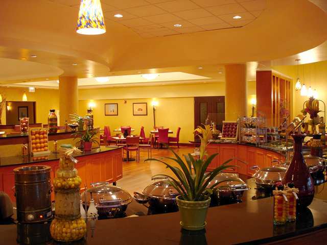 Hotel Hilton East Brunswick Restaurante foto